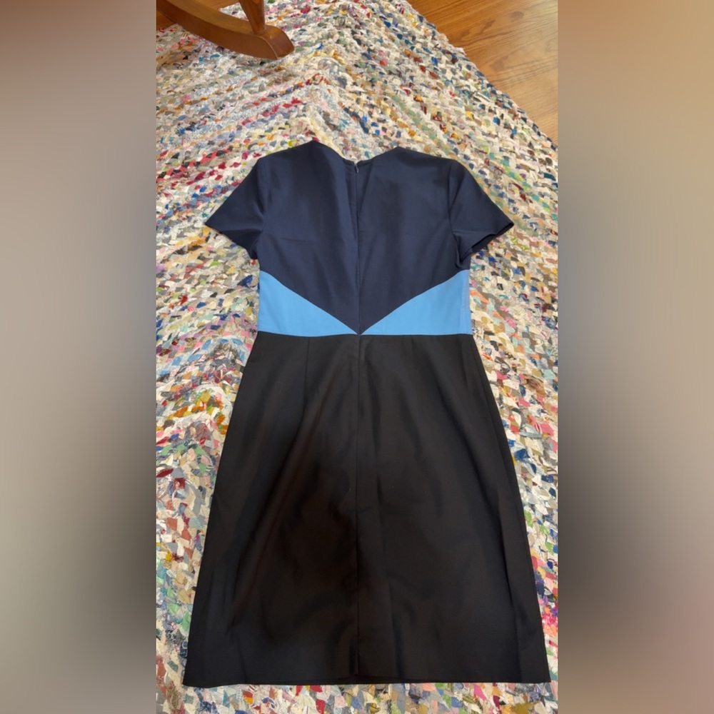 Diane Von Furstenberg tailored shift wool-blend Blue and Black Colorblock Dress - Picture 3 of 3